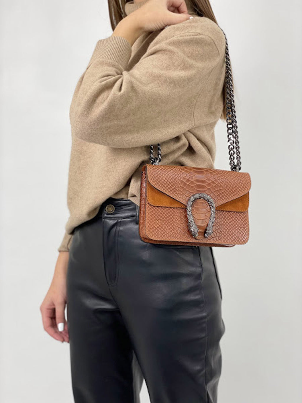 Bandolera SAGA Marrón