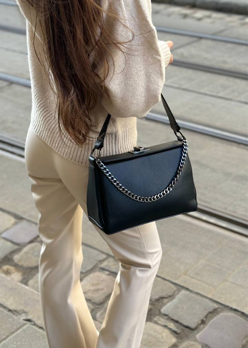 Bolso de hombro de piel italiana Negro 6336-05-32