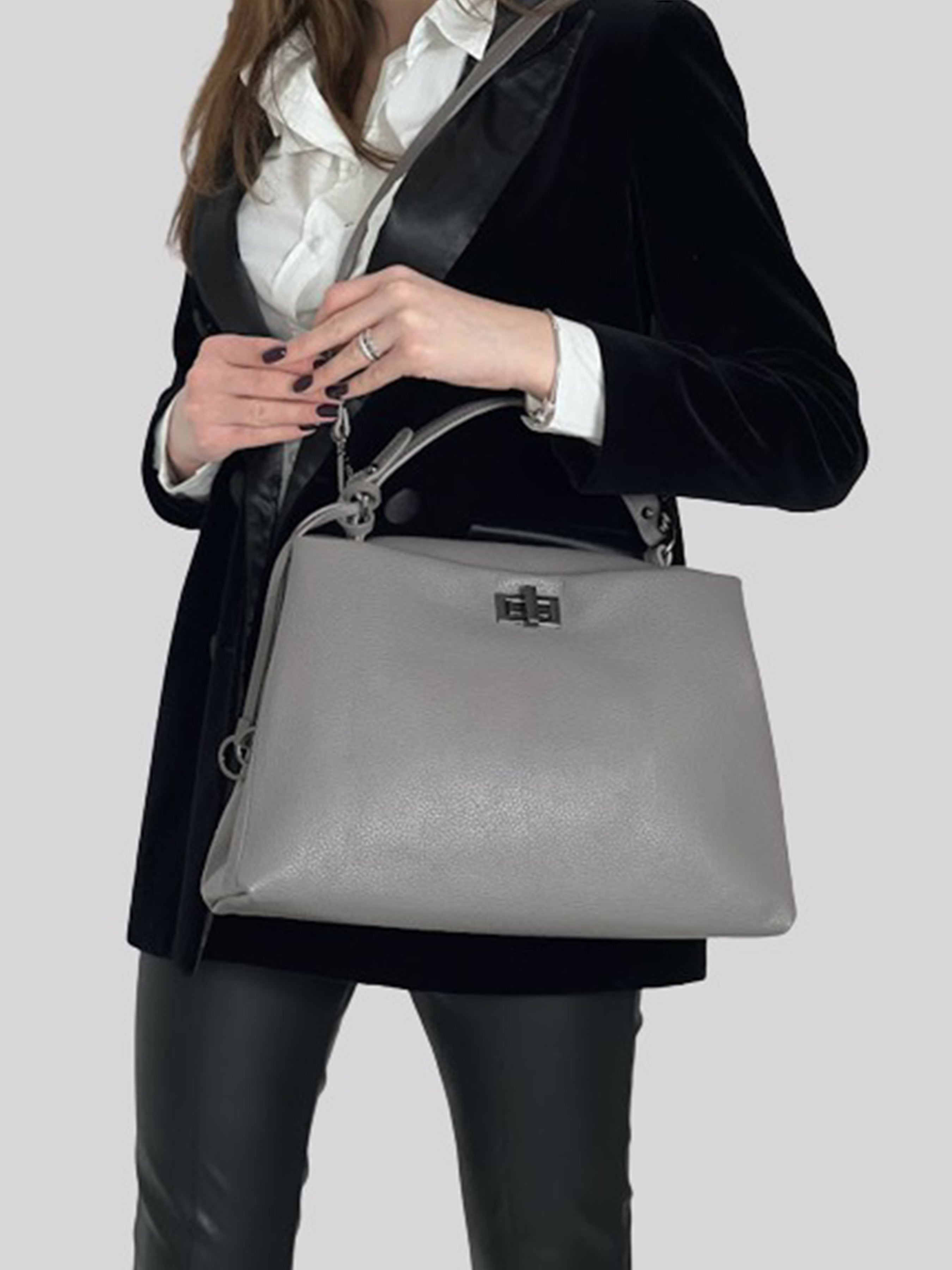 Bolso de mano de piel italiana LUNGA Gris