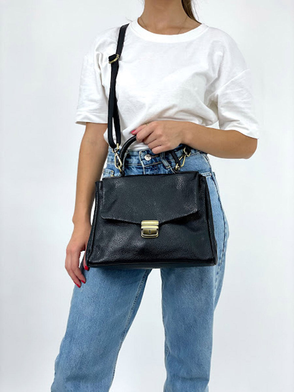 Bolso de mano de piel italiana ABBA Negro
